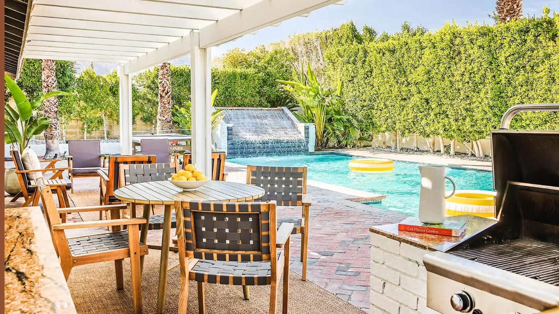 Palm Springs Villa For 12, Pool, Casita, Game Room